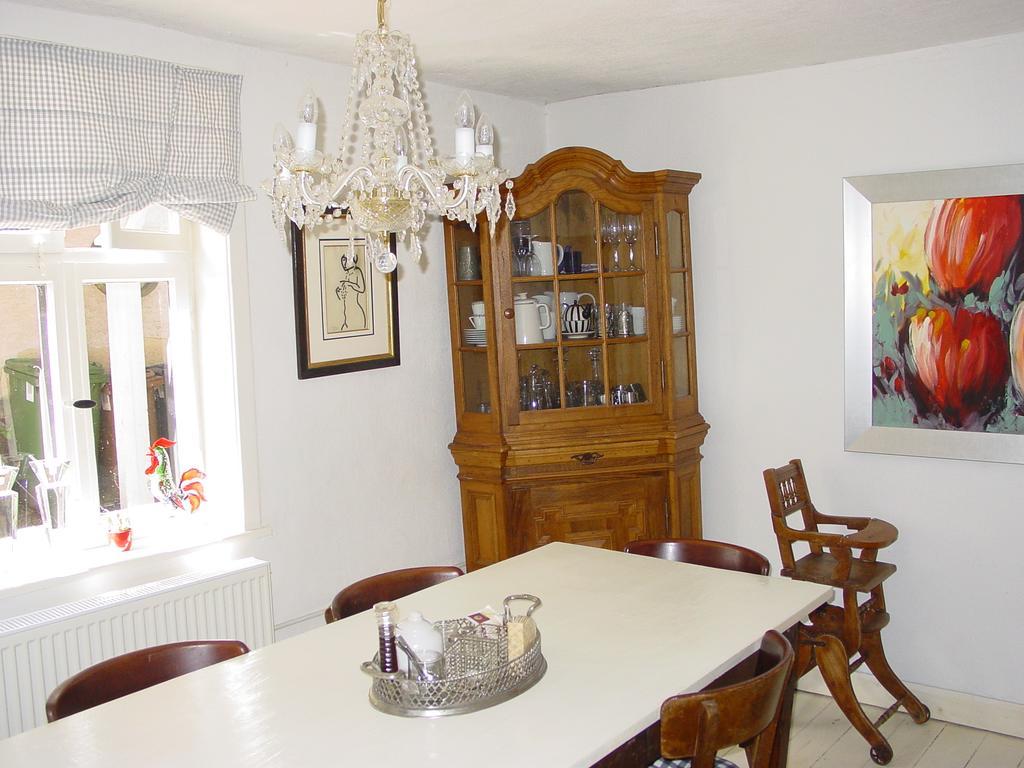 Robert's Bed&Breakfast Helmarshausen Exterior foto